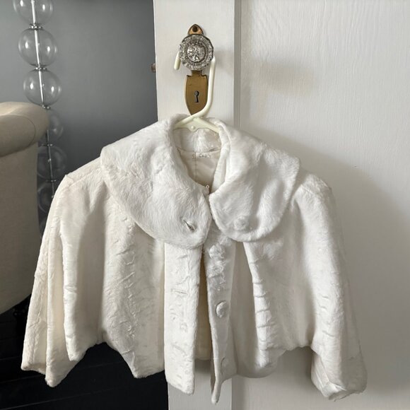 Vintage White Rabbit Batwing Fur Jacket - Small - Picture 4 of 5